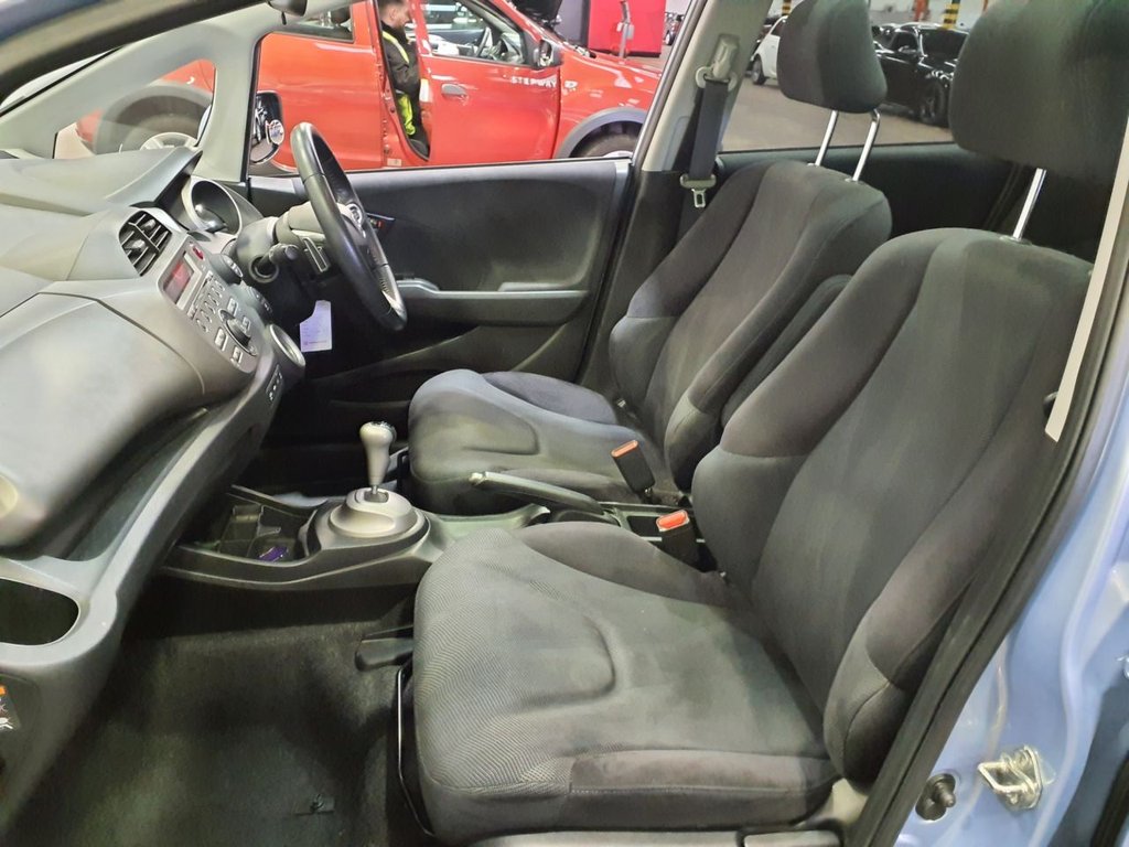 Used Honda Jazz 2010 for sale - 78212752: Photo 13