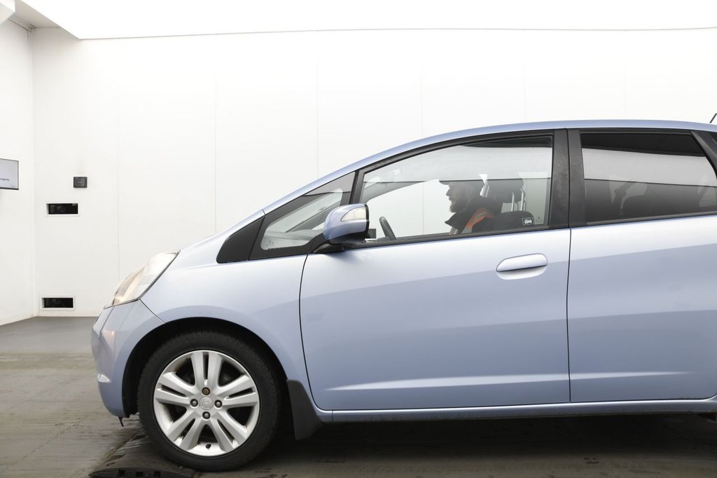 Used Honda Jazz 2010 for sale - 78212752: Photo 5