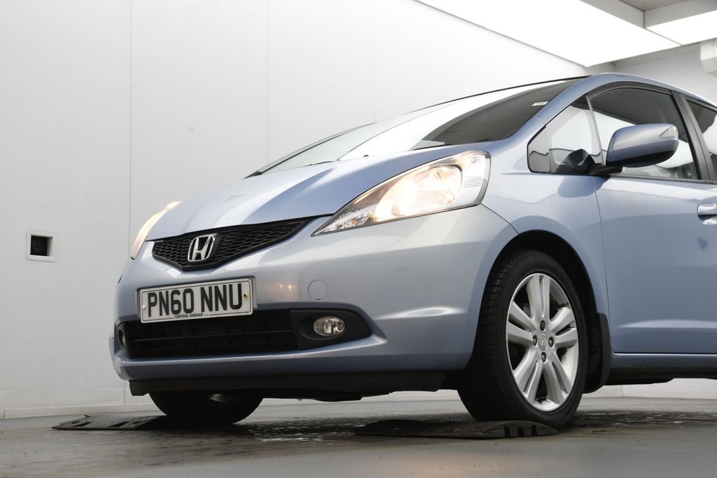 Used Honda Jazz 2010 for sale - 78212752: Photo 8