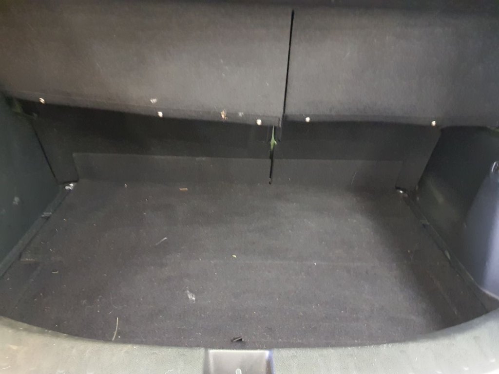 Used Honda Jazz 2010 for sale - 78212752: Photo 9