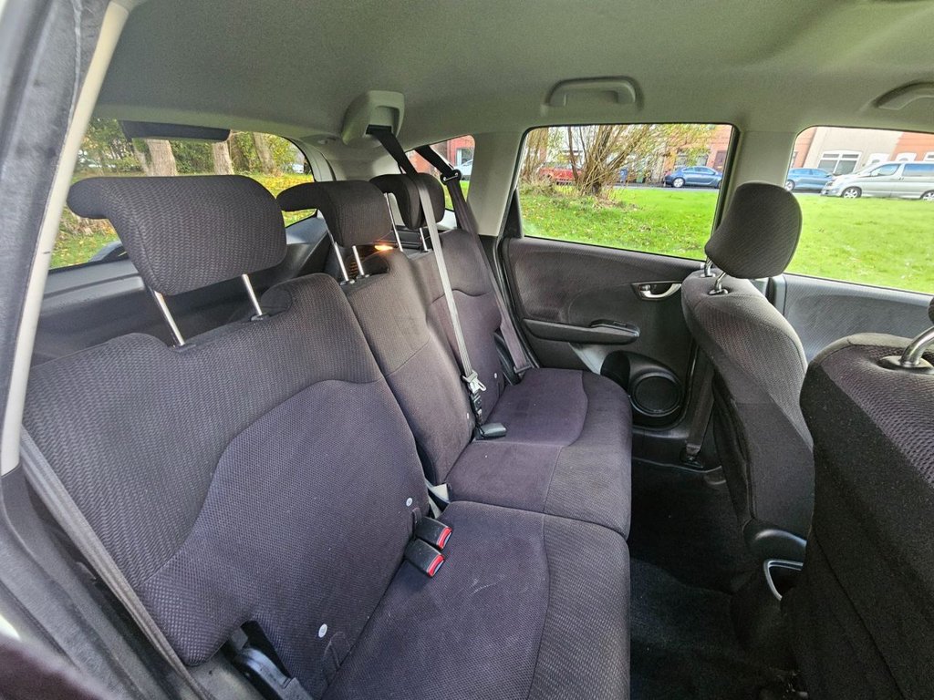 Used Honda Jazz 2014 for sale - 76003438: Photo 11