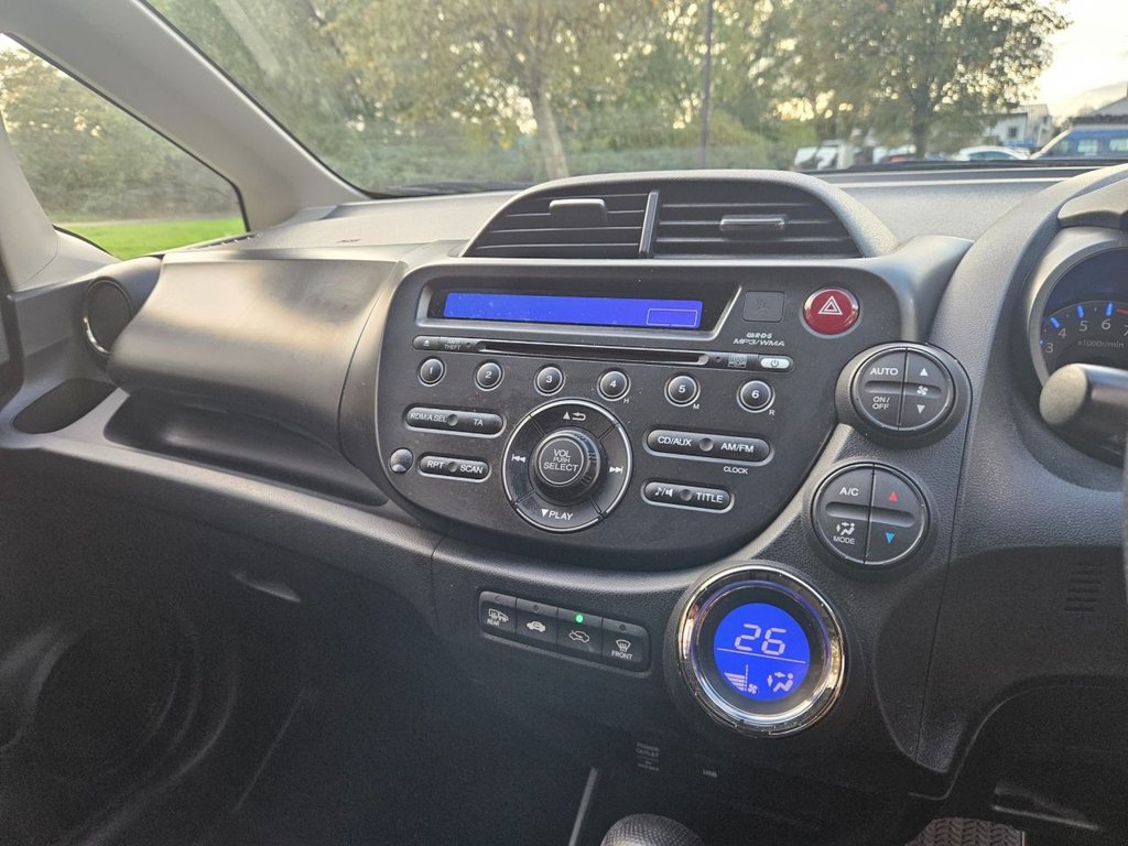 Used Honda Jazz 2014 for sale - 76003438: Photo 21