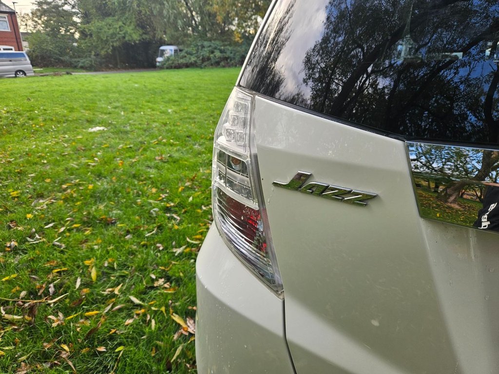 Used Honda Jazz 2014 for sale - 76003438: Photo 27