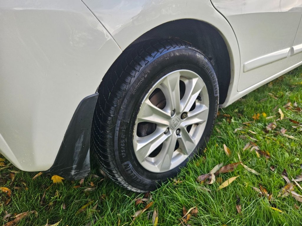Used Honda Jazz 2014 for sale - 76003438: Photo 28