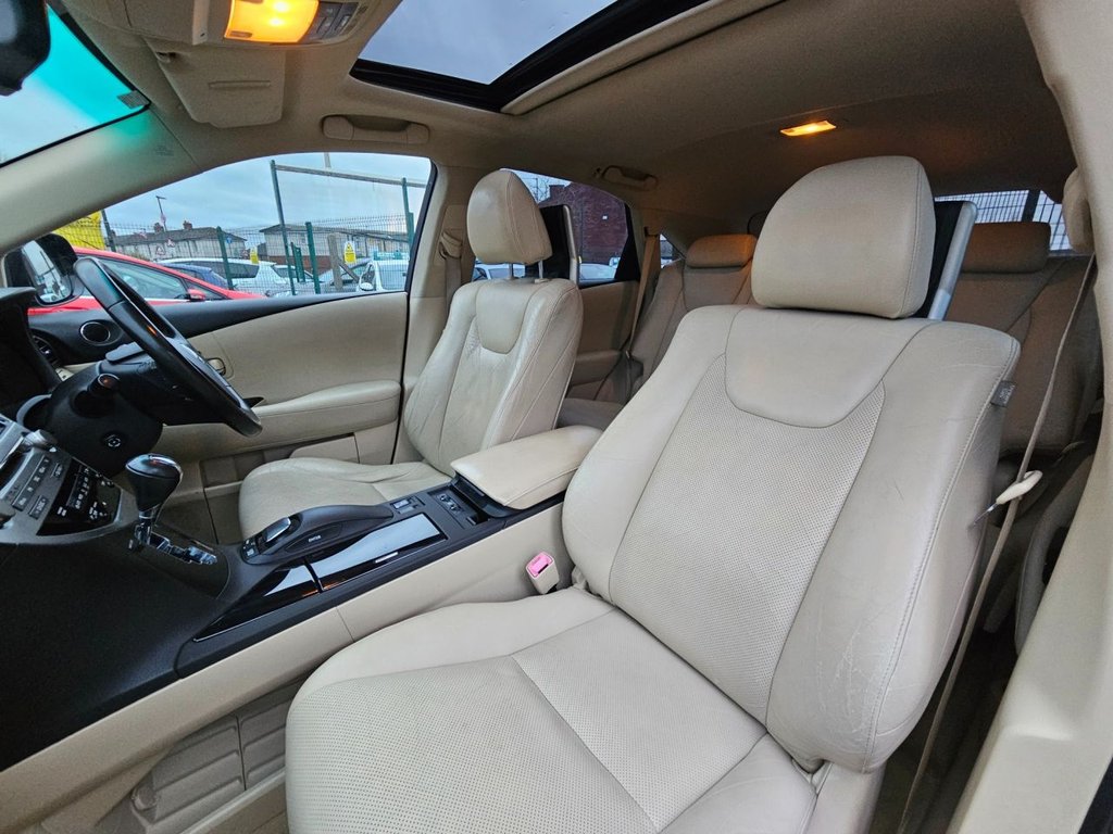 Used Lexus RX 2010 for sale - 77792311: Photo 11