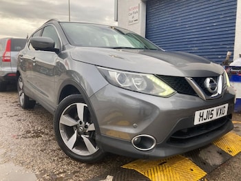 Used Nissan Qashqai 2015 for sale - 77153801: Photo