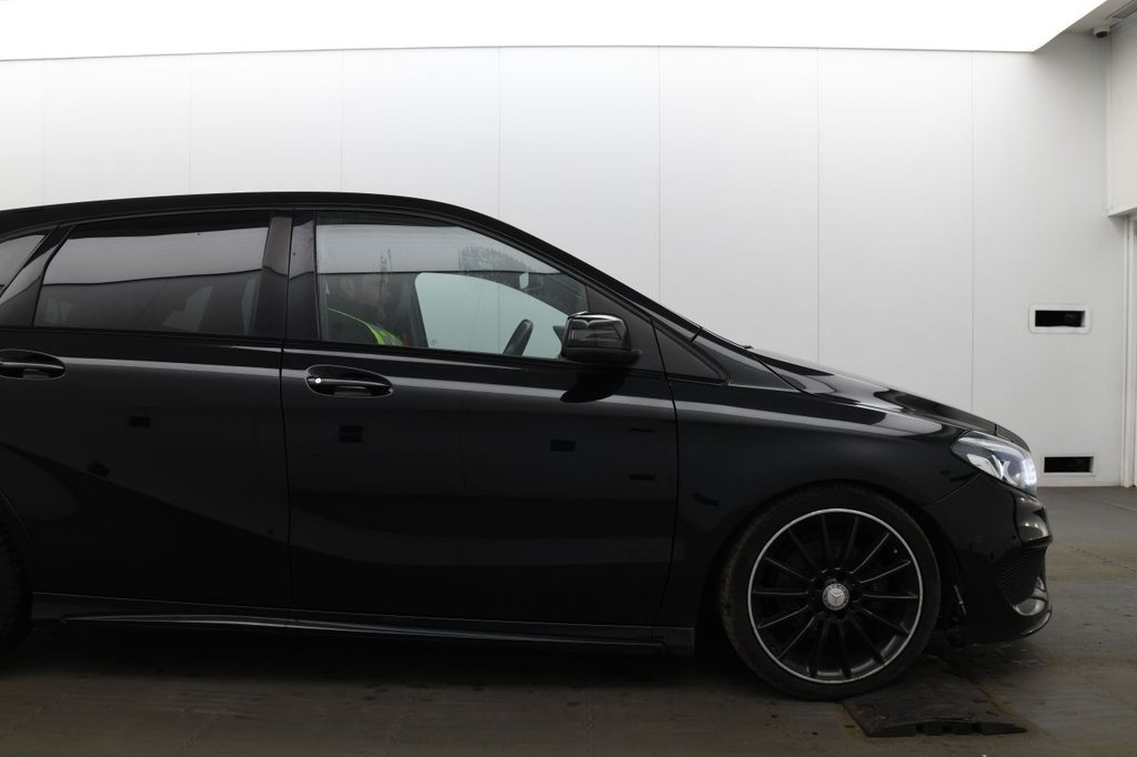 Used Mercedes-Benz B Class 2017 for sale - 78181428: Photo 2