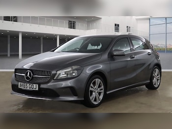 Used Mercedes-Benz A-Class 2015 for sale - 76010278: Photo 2