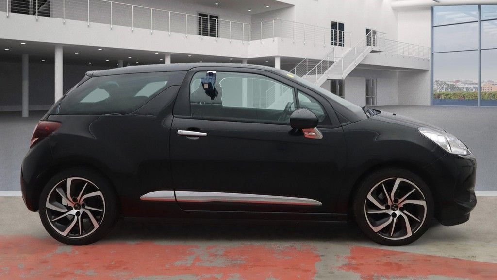 Used DS Automobiles DS 3 2018 for sale - 76376046: Photo 2