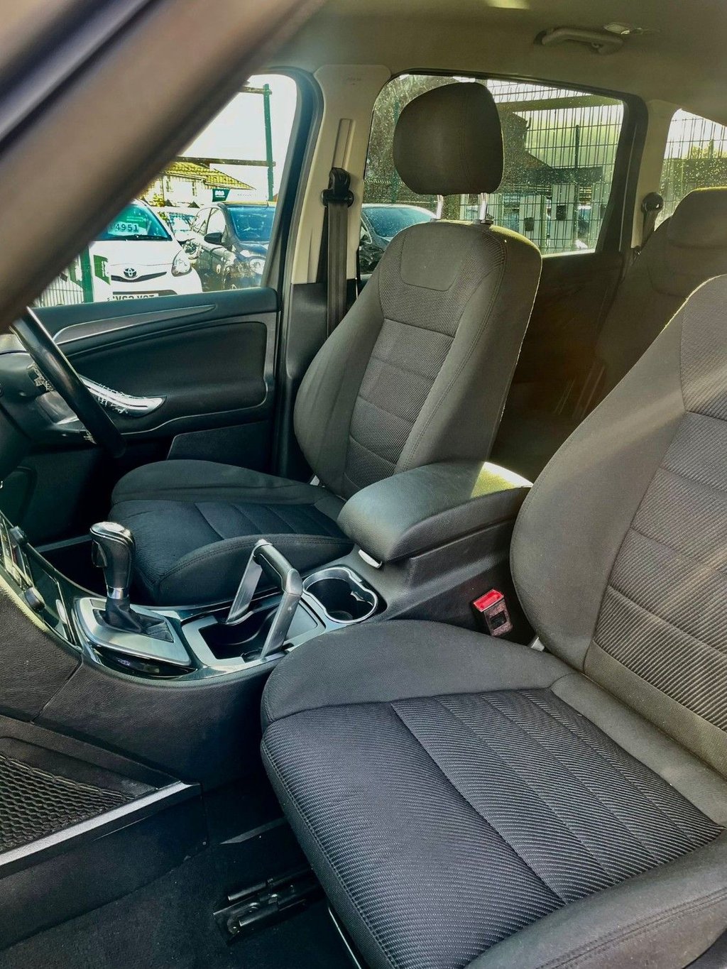 Used Ford S-Max 2014 for sale - 76604957: Photo 11