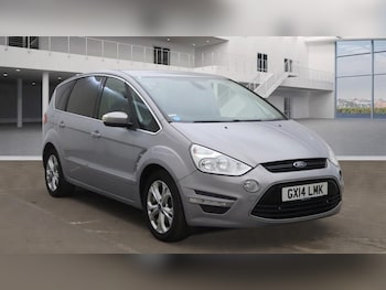 2014 (14) - 2.0 TDCi 140 Titanium 5dr Powershift