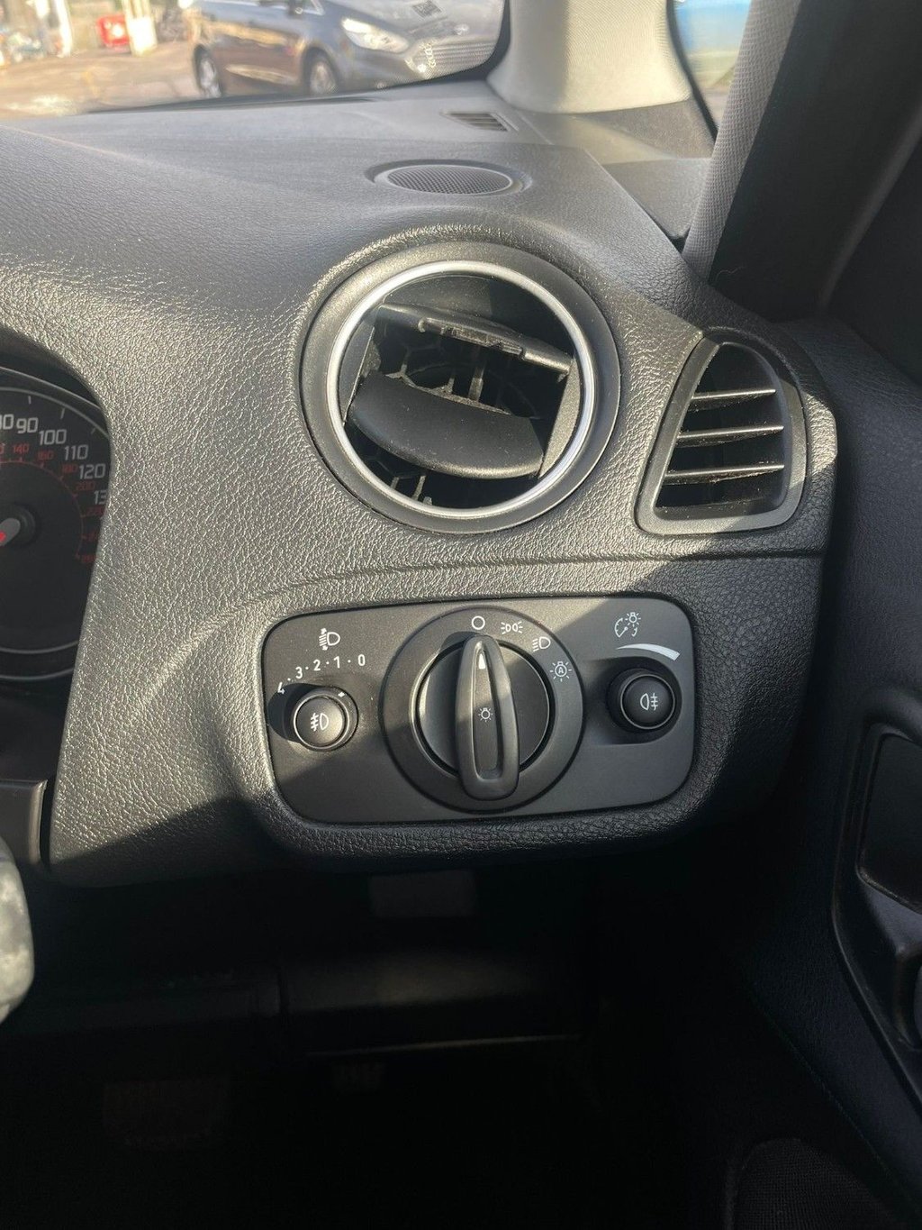 Used Ford S-Max 2014 for sale - 76604957: Photo 23