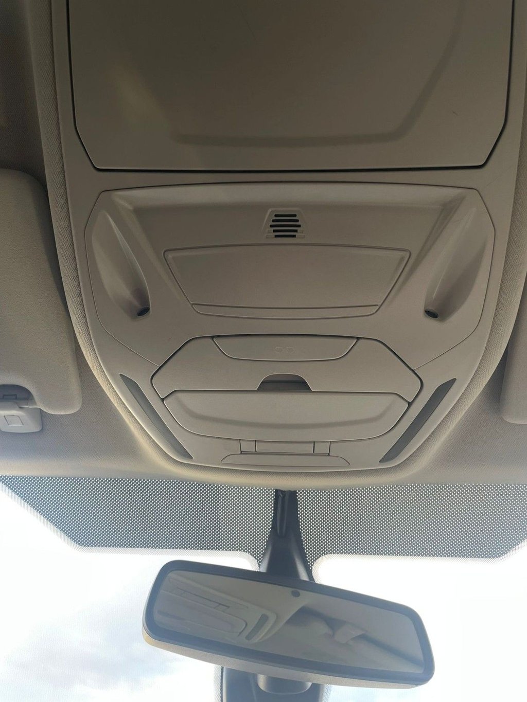 Used Ford S-Max 2014 for sale - 76604957: Photo 24