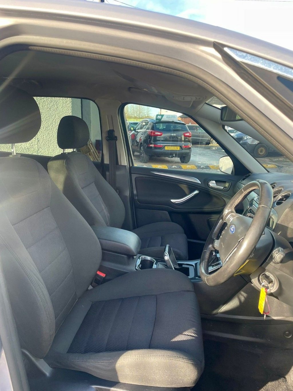 Used Ford S-Max 2014 for sale - 76604957: Photo 9