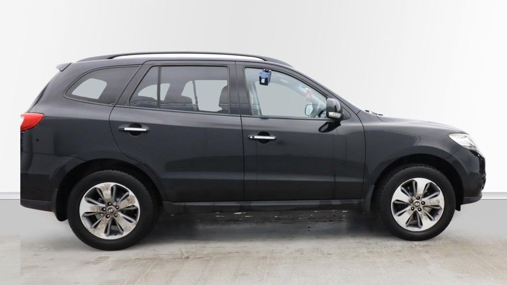 Used Hyundai Santa Fe 2012 for sale - 77227527: Photo 2
