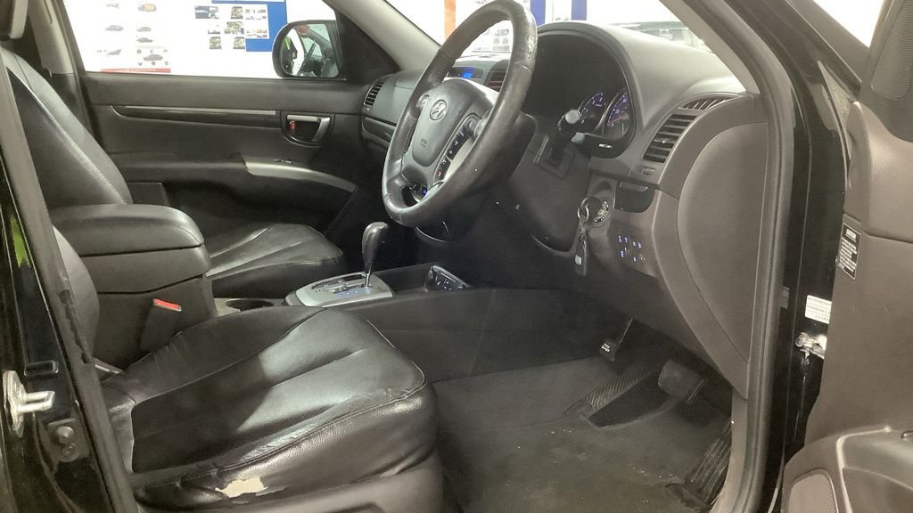 Used Hyundai Santa Fe 2012 for sale - 77227527: Photo 9