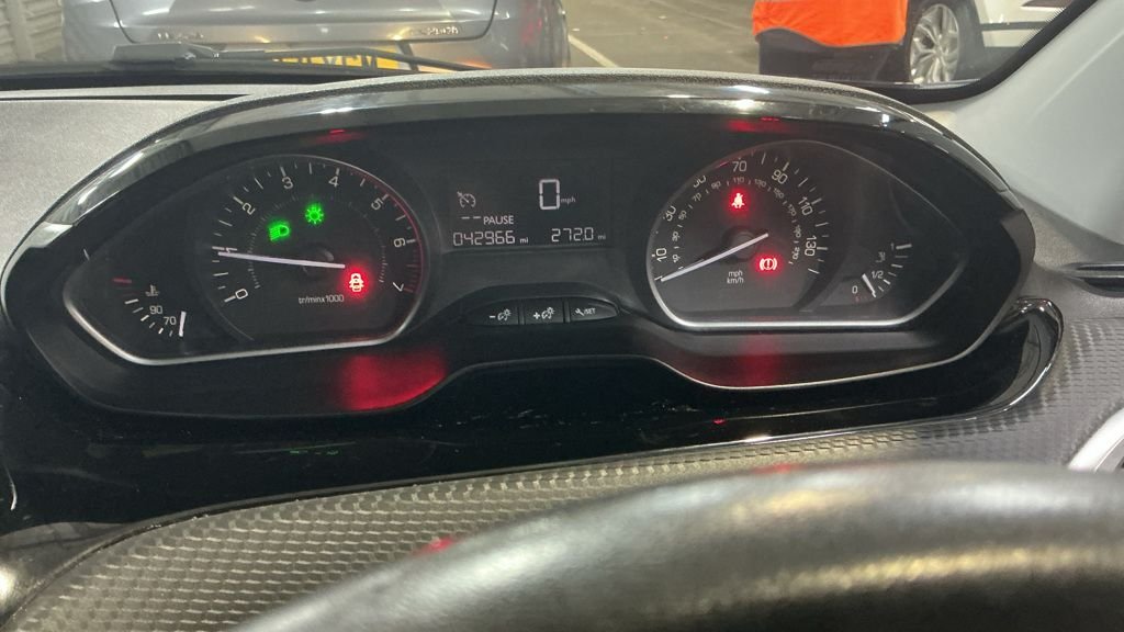 Used Peugeot 208 2016 for sale - 77089374: Photo 10