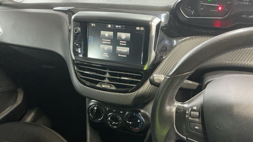 Used Peugeot 208 2016 for sale - 77089374: Photo 11