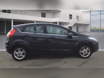 Used Ford Fiesta 2014 for sale - 76546374: Photo