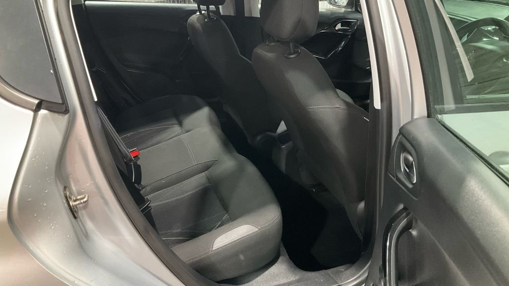 Used Peugeot 208 2012 for sale - 76570431: Photo 8