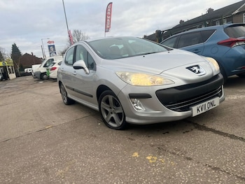 Used Peugeot 308 2011 for sale - 77748263: Photo
