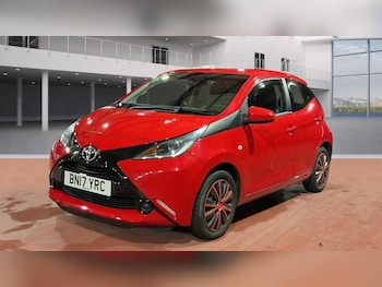Used Toyota AYGO 2017 for sale - 76496332: Photo