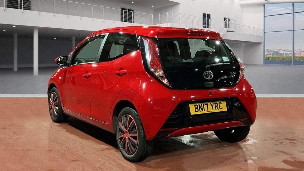 Used Toyota AYGO 2017 for sale - 76496332: Photo 3