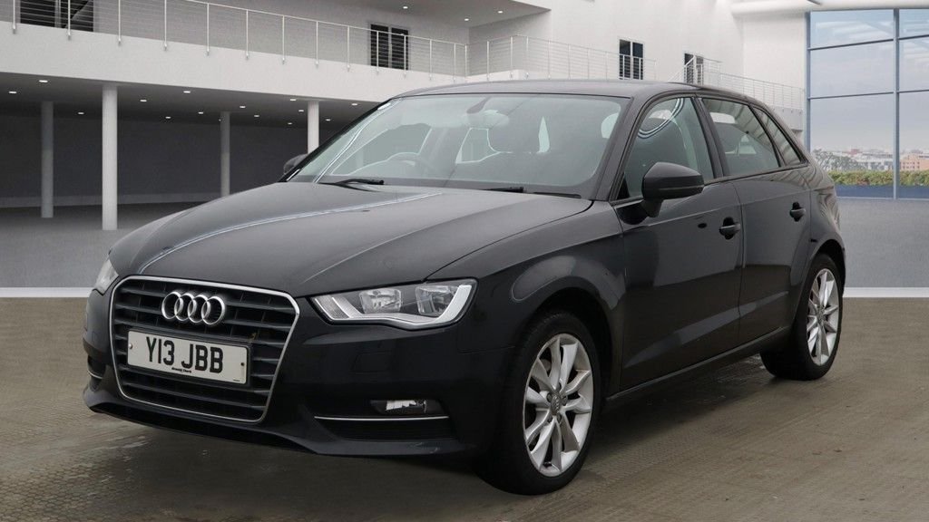 Used Audi A3 2013 for sale - 76535882: Photo 6