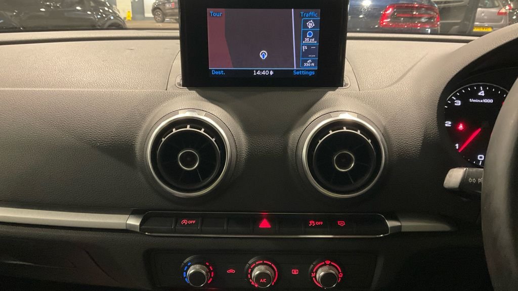 Used Audi A3 2013 for sale - 76535882: Photo 8