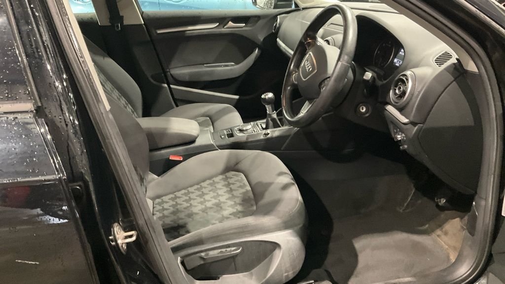 Used Audi A3 2013 for sale - 76535882: Photo 9