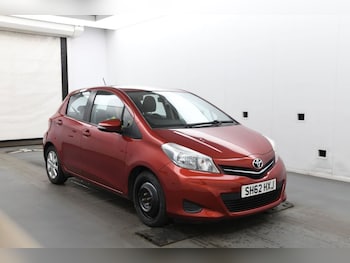 Used Toyota Yaris 2012 for sale - 79599378: Photo