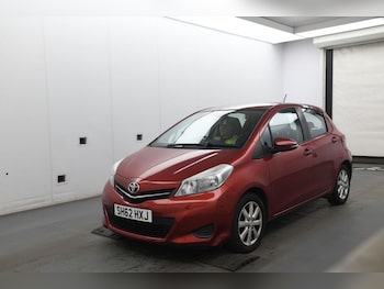 Used Toyota Yaris 2012 for sale - 79599378: Photo