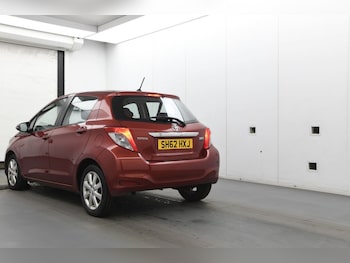 Used Toyota Yaris 2012 for sale - 79599378: Photo
