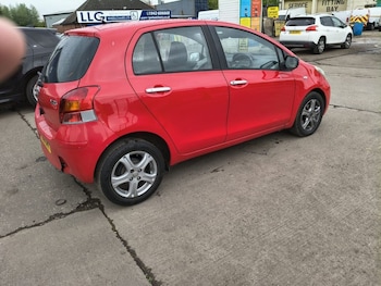 Used Toyota Yaris 2010 for sale - 78514161: Photo