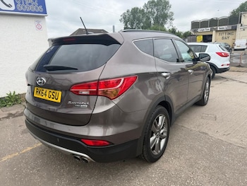 Used Hyundai Santa Fe 2014 for sale - 79142005: Photo