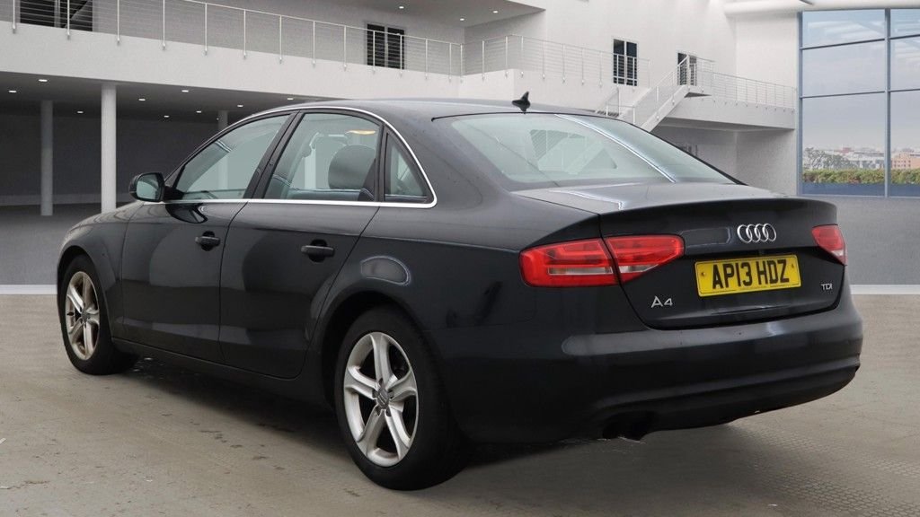 Used Audi A4 2013 for sale - 77369583: Photo 4