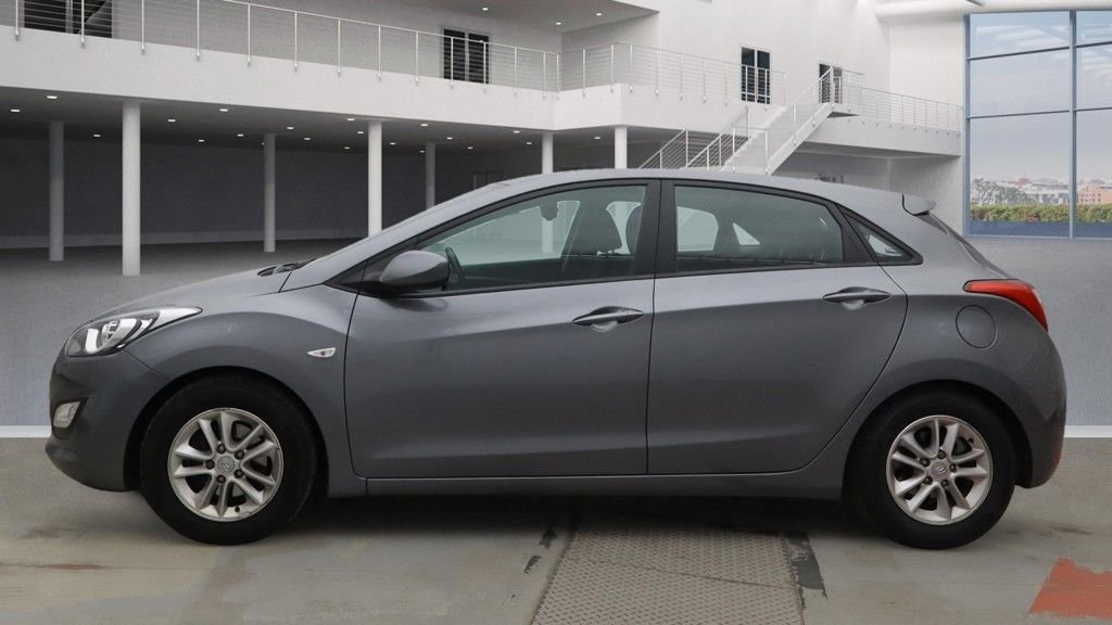Used Hyundai i30 2012 for sale - 76367902: Photo 4