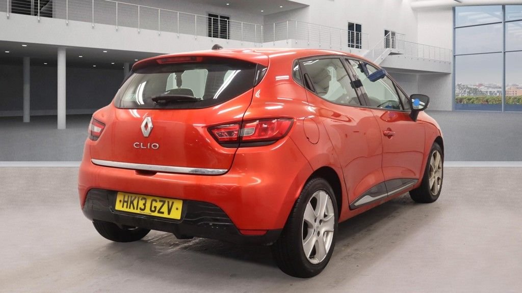 Used Renault Clio 2013 for sale - 76367925: Photo 3