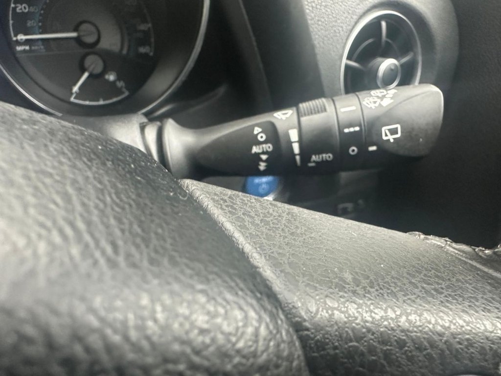 Used Toyota Auris 2015 for sale - 77341194: Photo 11