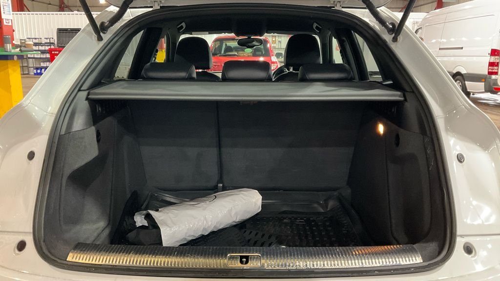 Used Audi Q3 2014 for sale - 77227618: Photo 9