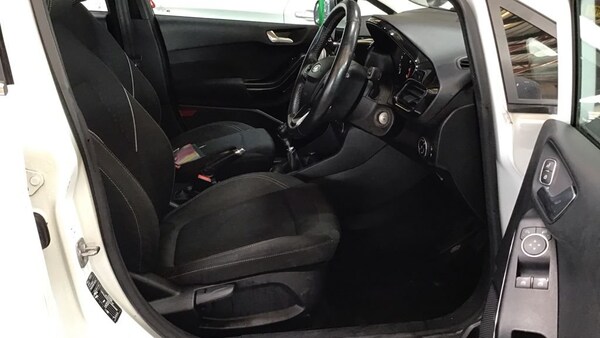 Used Ford Fiesta 2018 for sale - 76223178: Photo 8