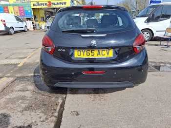 Used Peugeot 208 2015 for sale - 78357892: Photo