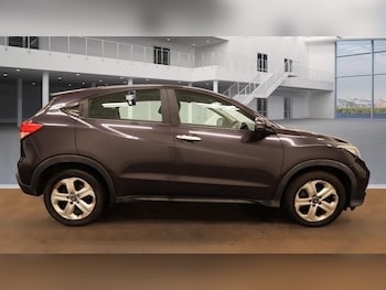 Used Honda HR-V 2017 for sale - 75896307: Photo
