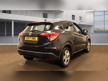 Used Honda HR-V 2017 for sale - 75896307: Photo