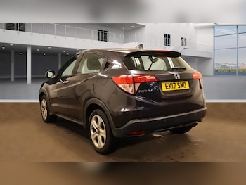 Used Honda HR-V 2017 for sale - 75896307: Photo