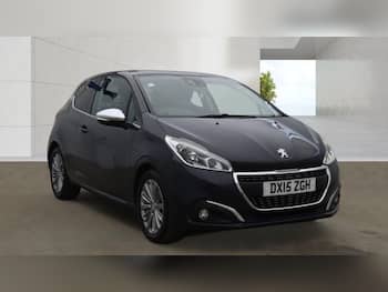 Used Peugeot 208 2015 for sale - 79818496: Photo