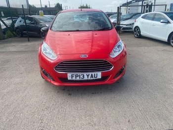 2013 (13) - 1.25 Zetec Hatchback 5dr Petrol Manual Euro 5 (82 ps)