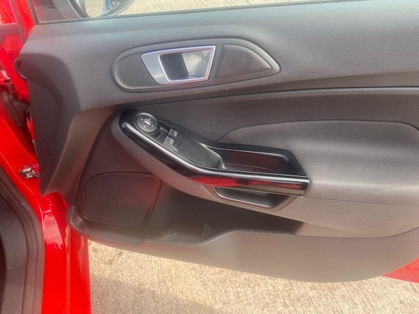Used Ford Fiesta 2013 for sale - 76223089: Photo 16