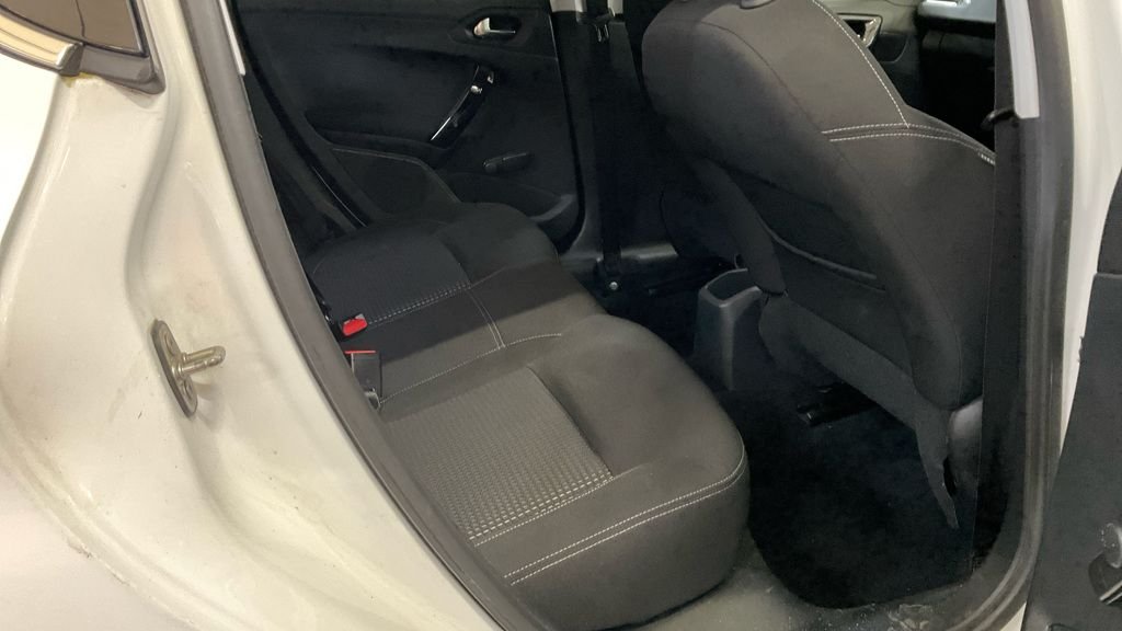 Used Peugeot 208 2017 for sale - 77967471: Photo 10