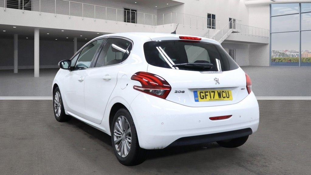 Used Peugeot 208 2017 for sale - 77967471: Photo 4